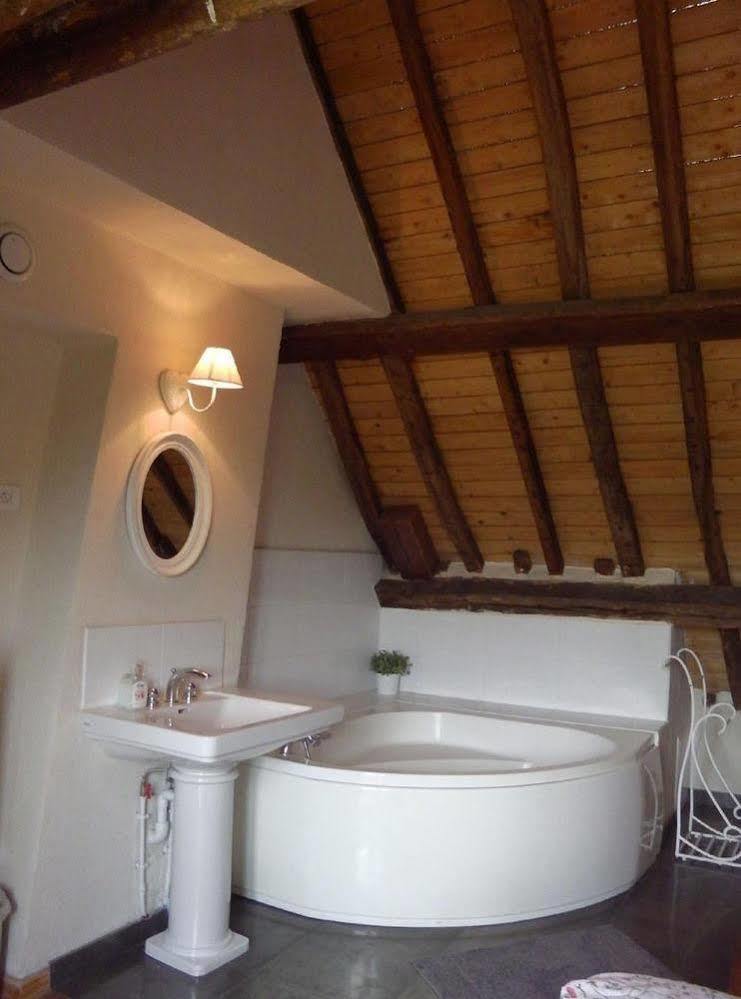 Domaine Du Moulin De Champie - Versailles - Gites & Suites Feucherolles Bagian luar foto