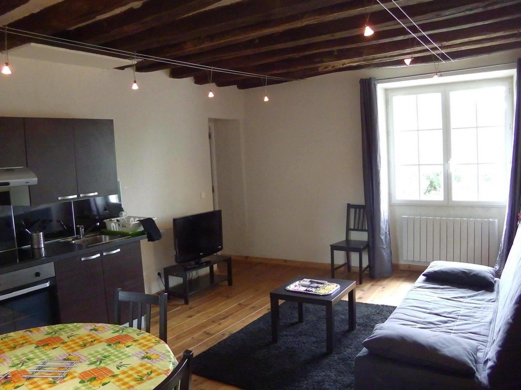 Domaine Du Moulin De Champie - Versailles - Gites & Suites Feucherolles Bagian luar foto